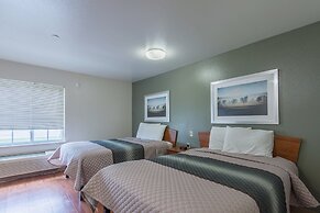 HomeTowne Studios by Red Roof Columbus