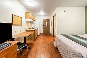 HomeTowne Studios by Red Roof Columbus