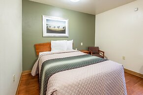 HomeTowne Studios by Red Roof Columbus