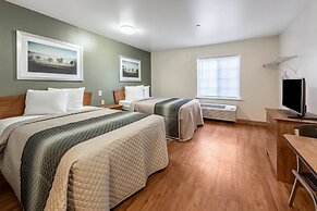 HomeTowne Studios by Red Roof Columbus