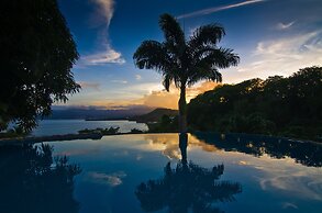 Maca Bana Luxury Boutique Resort