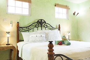 Maca Bana Luxury Boutique Resort