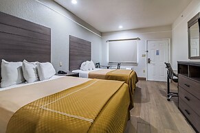 Scottish Inn & Suites Baytown