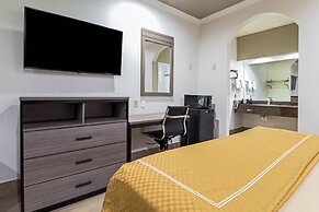 Scottish Inn & Suites Baytown