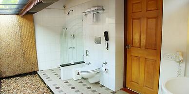 Abad Whispering Palms