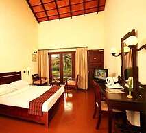 Abad Whispering Palms