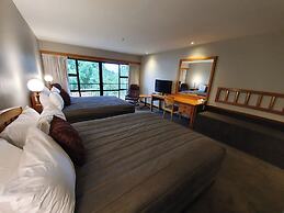 Distinction Mackenzie Country Hotel