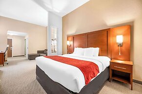 Comfort Suites Orlando Airport