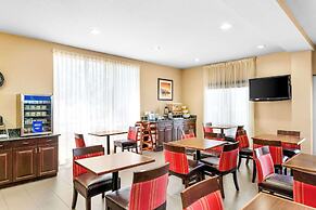 Comfort Suites Orlando Airport