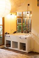 Hotel Casa Lola Deluxe Gallery