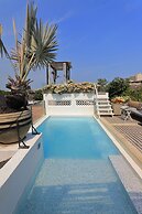 Hotel Casa Lola Deluxe Gallery