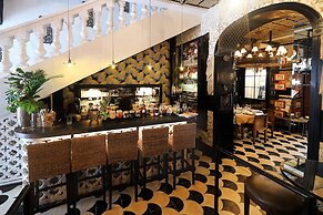 Hotel Casa Lola Deluxe Gallery