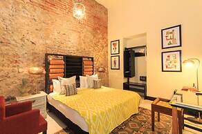 Hotel Casa Lola Deluxe Gallery