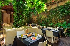 Hotel Casa Lola Deluxe Gallery