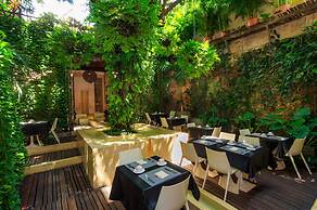 Hotel Casa Lola Deluxe Gallery