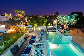 Hotel Casa Lola Deluxe Gallery