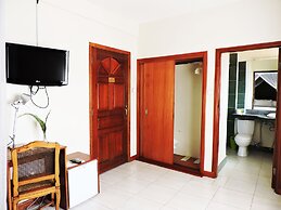 Mosa Court Suites