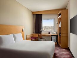 ibis Muscat
