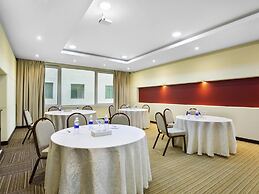 ibis Muscat