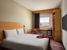 ibis Muscat