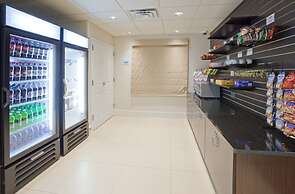Holiday Inn Express Hotel & Suites Rogers by IHG