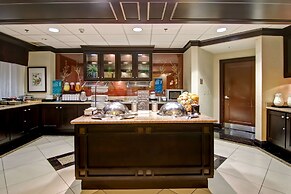 Homewood Suites by Hilton Toronto Airport Corporate Centre