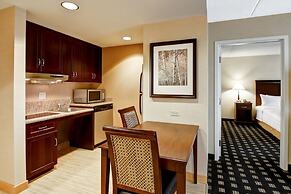Homewood Suites by Hilton Toronto Airport Corporate Centre