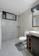 Swaroop Vilas - Lake Facing Boutique Hotel