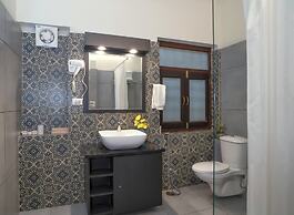 Swaroop Vilas - Lake Facing Boutique Hotel