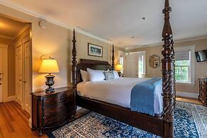 The White House Inn
