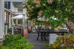 The White House Inn