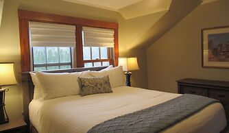 The White House Inn