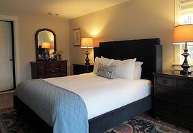 The White House Inn