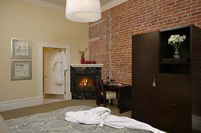 Healdsburg Inn on the Plaza, A Four Sisters Inn