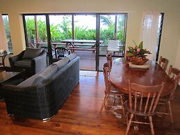 Raina Holiday Accommodation