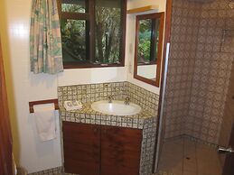 Raina Holiday Accommodation