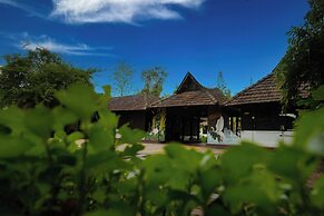 Paradise Resorts