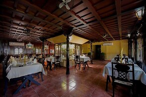 Paradise Resorts