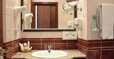 Volgskaya Riviera Hotel