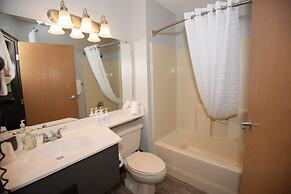 The Mountain Inn at Lutsen