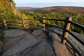 The Mountain Inn at Lutsen