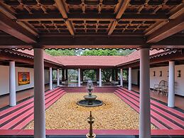 Sterling Lake Palace Alleppey