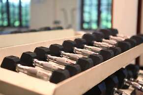 Sterling Lake Palace Alleppey