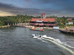Sterling Lake Palace Alleppey