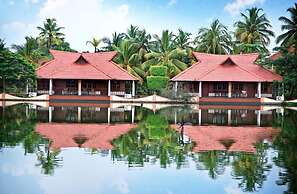 Sterling Lake Palace Alleppey