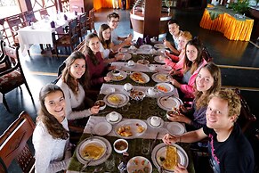 Sterling Lake Palace Alleppey
