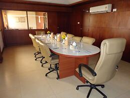 Sterling Lake Palace Alleppey