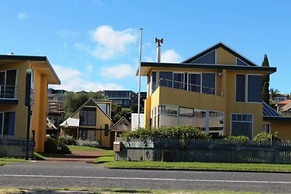 Bucklands Beach Waterfront Motel