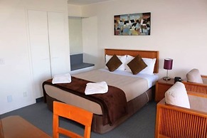 Bucklands Beach Waterfront Motel