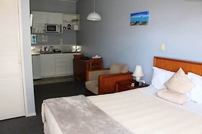 Bucklands Beach Waterfront Motel